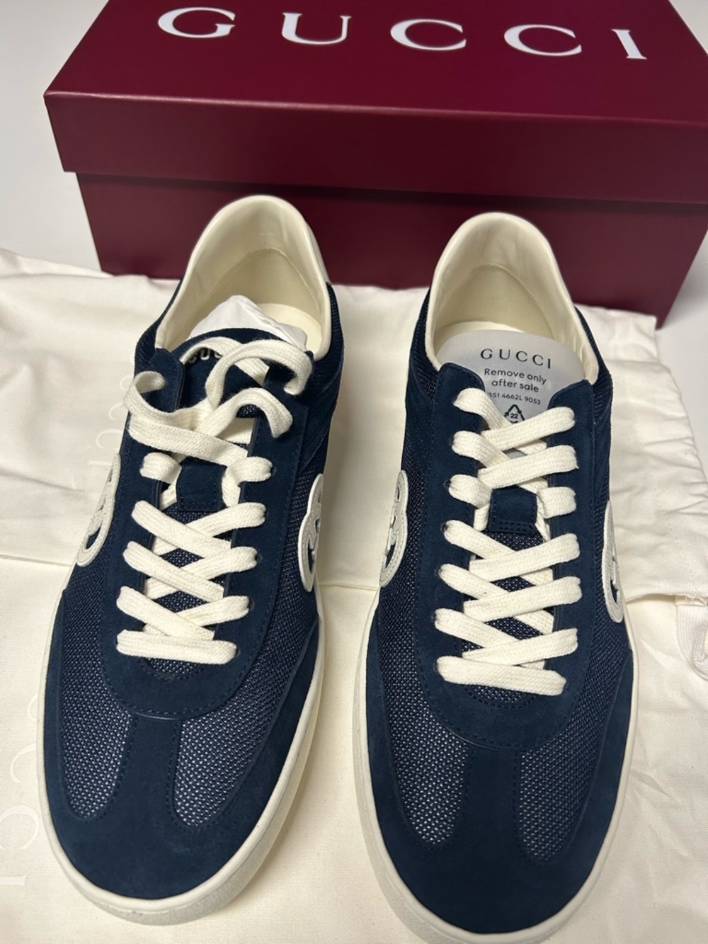 **AUTHENTIC** Gucci men’s sneakers w/box, dust bags, and extra laces!! - Picture 6 of 11